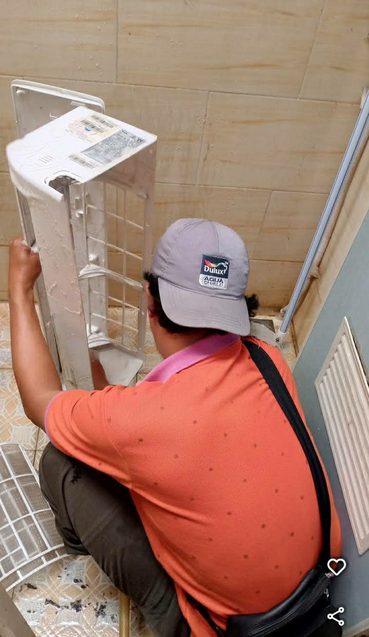 Proses cuci AC